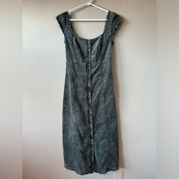 Urban‎ Outfitters Women’s Charcoal Grey Corduroy Snap Dress Size XS - Picture 1 of 15
